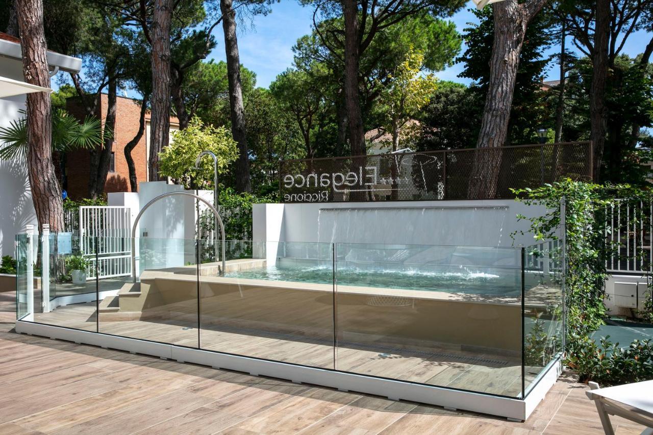 Elegance Riccione Exterior foto