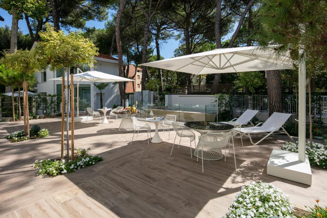 Elegance Riccione Exterior foto
